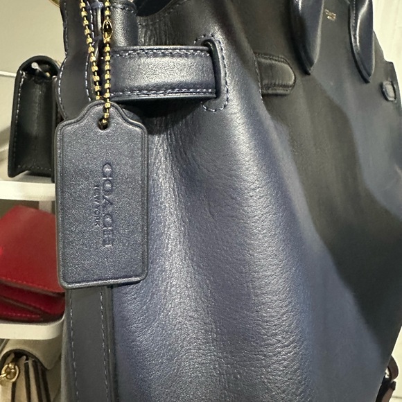 Coach Empire 40 in Navy - Picture 5 of 13